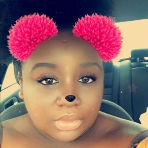 Meet your Posher, Amber